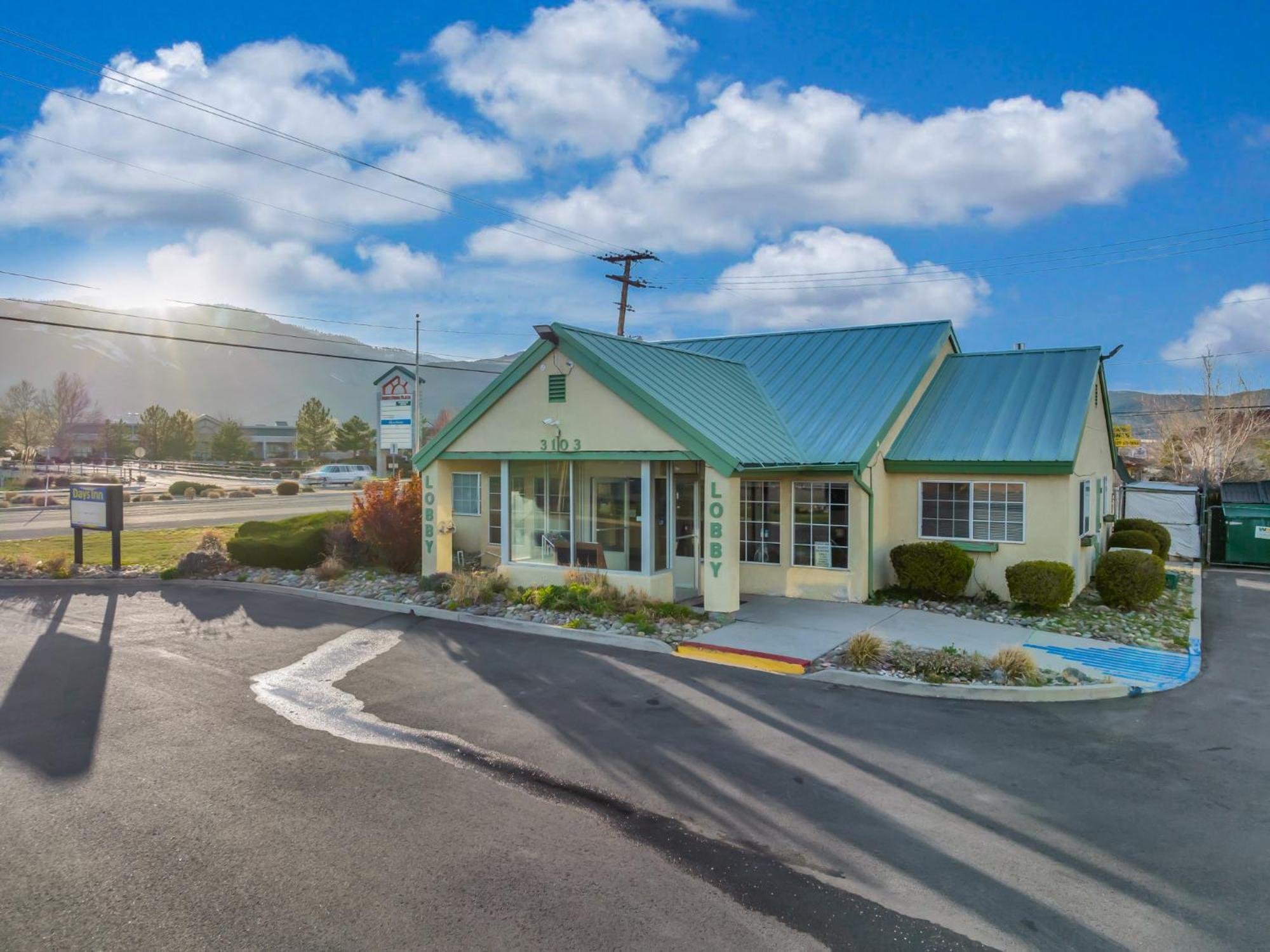 Days Inn By Wyndham Carson City Exteriör bild